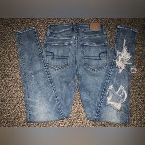 American Eagle distressed jeggings